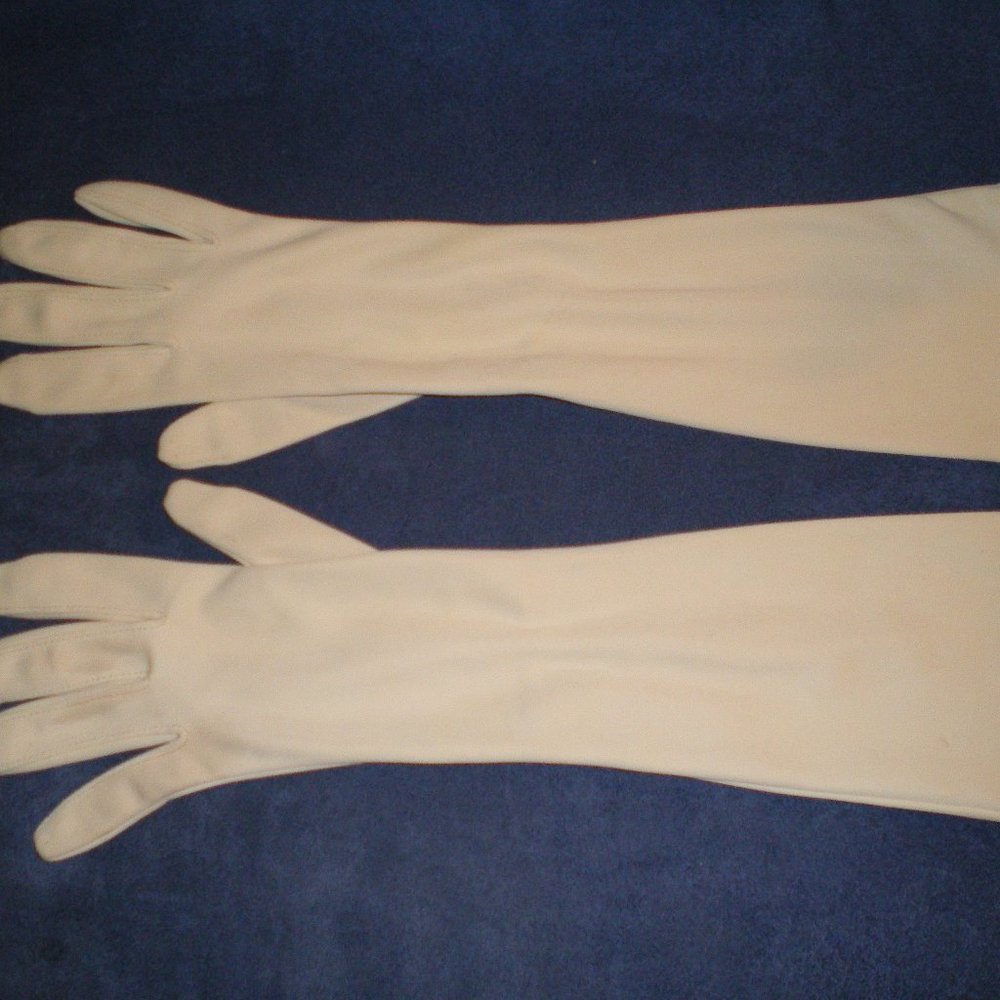 Vintage 50's/60's Cream Colored Long Dress Gloves